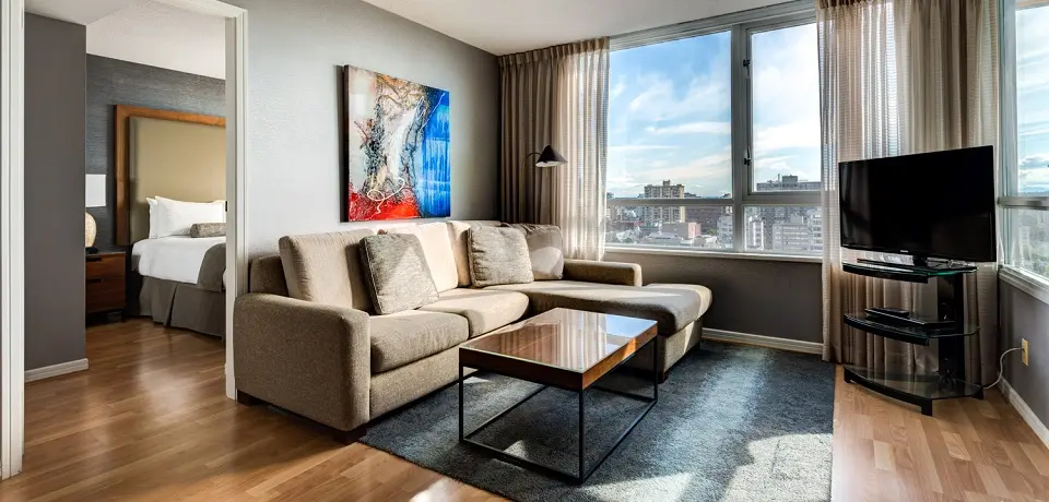 Carmana Plaza - Hotel Downtown Vancouver - Executive Floor One Bedroom Suite