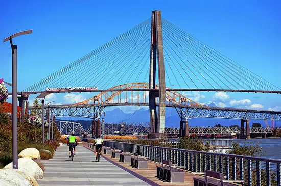 BC Parkway – Searching for Fall