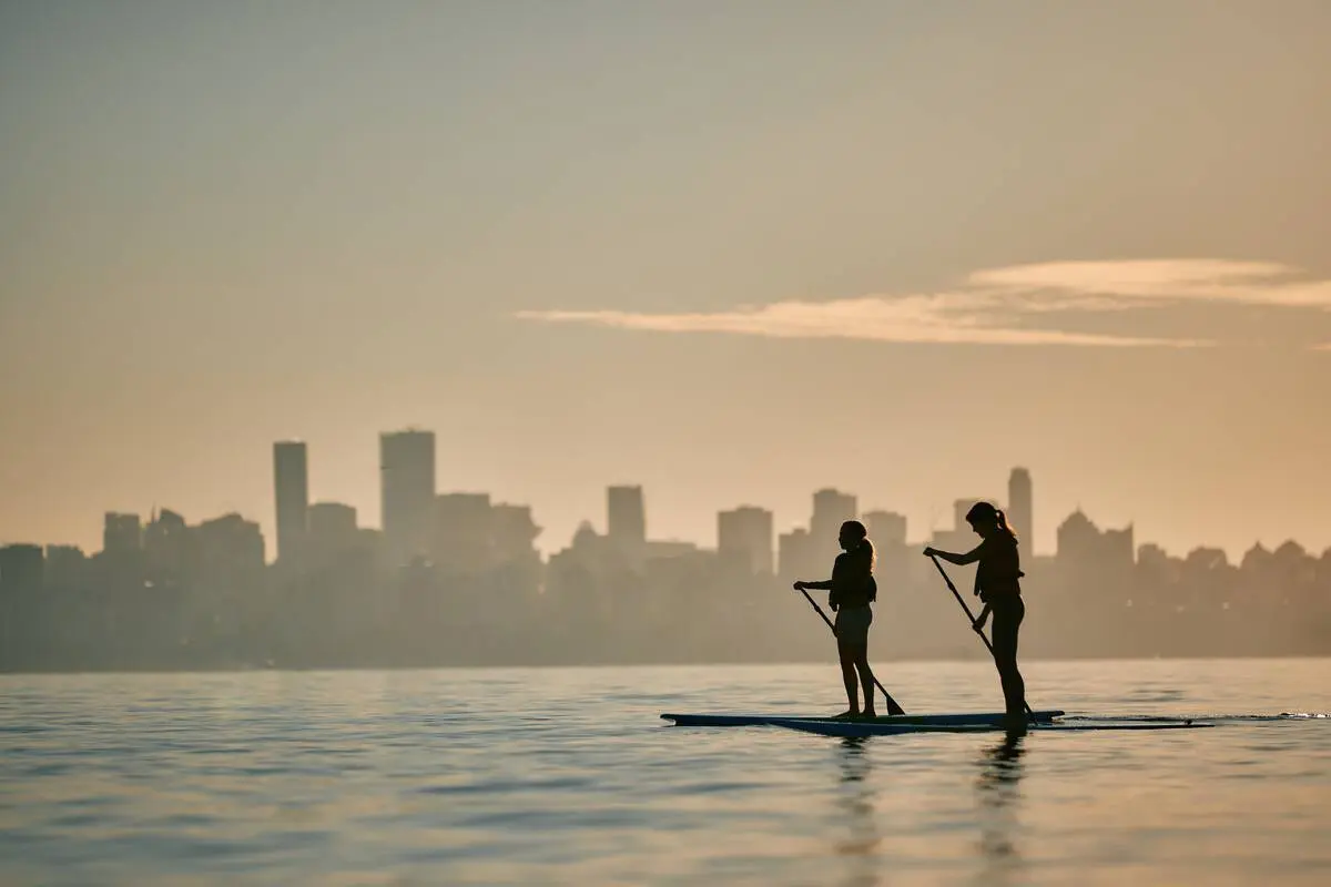 How to Go Paddleboarding in Vancouver