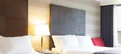 Standard room with two double beds