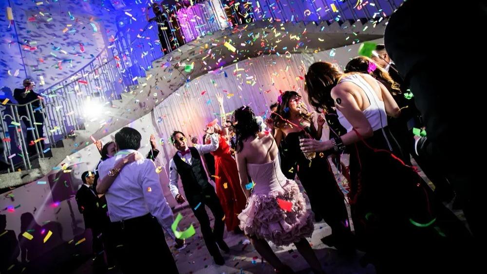 event-rentals-party-image