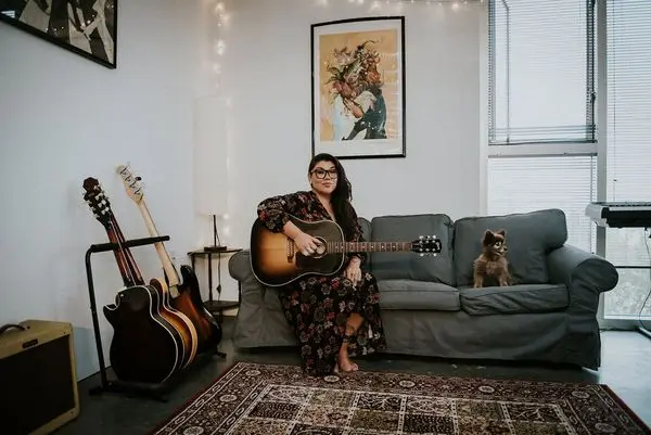 Award-Winning Métis singer/songwriter Celeigh Cardinal Coming to Vancouver Folk Fest