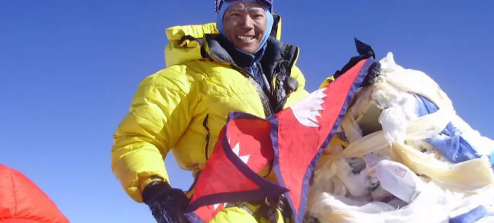 w-960h-540-d78203-VIMMFF-2025-Fall-Series-speaker-Mingma-Sherpa (1)