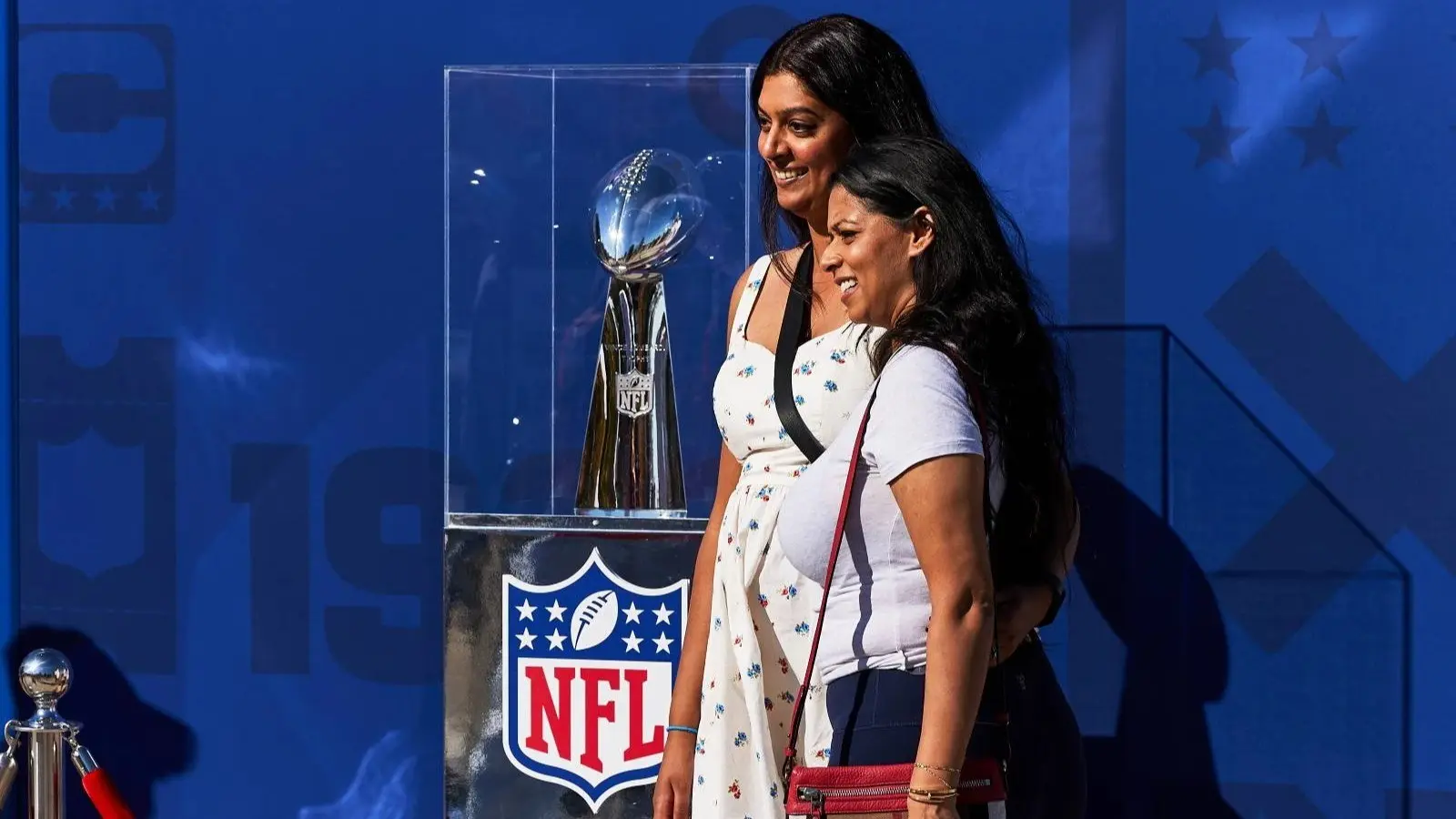 w-1600h-900-a39769-2025-saltxc-nfl-redzone-montreal-05-sm