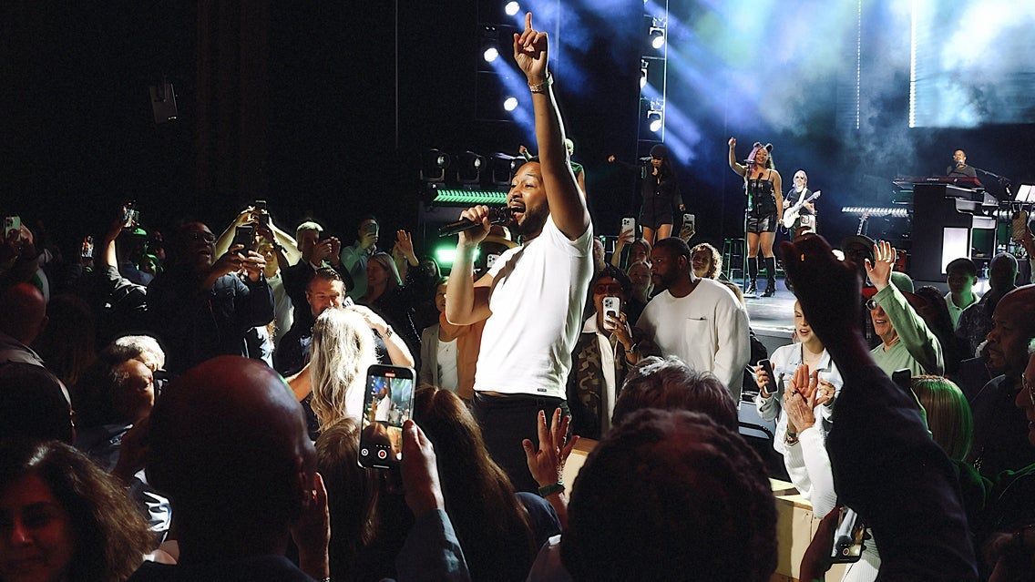 ticketmaster-1AoZkasGke-deaX-2