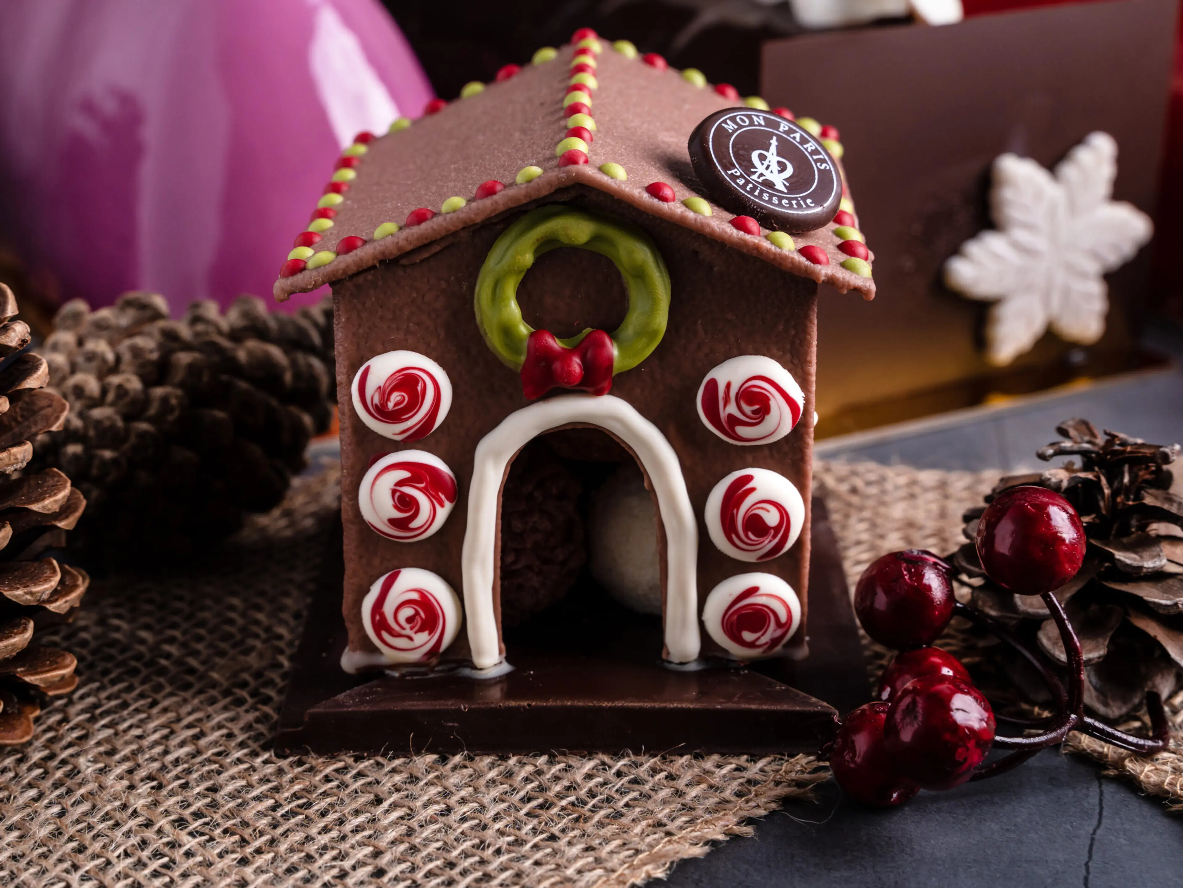 12 Delicious Holiday Treats to Try in Vancouver in Winter 2022/23