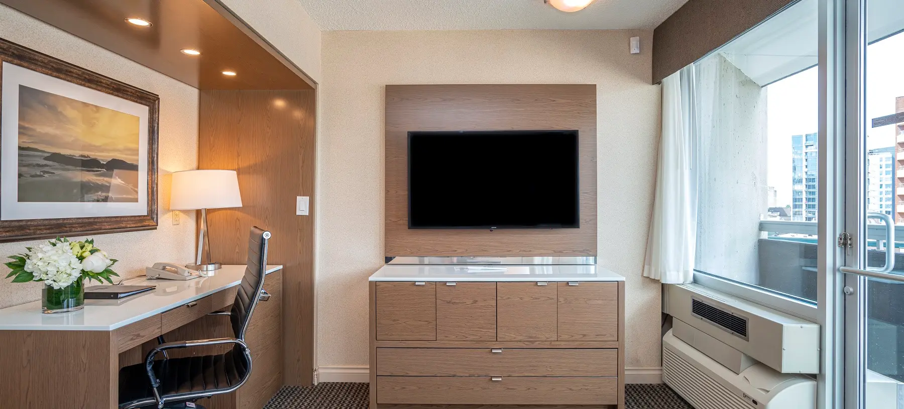 Best Western Premier Chateau Granville Hotel & Suites & Conference Centre