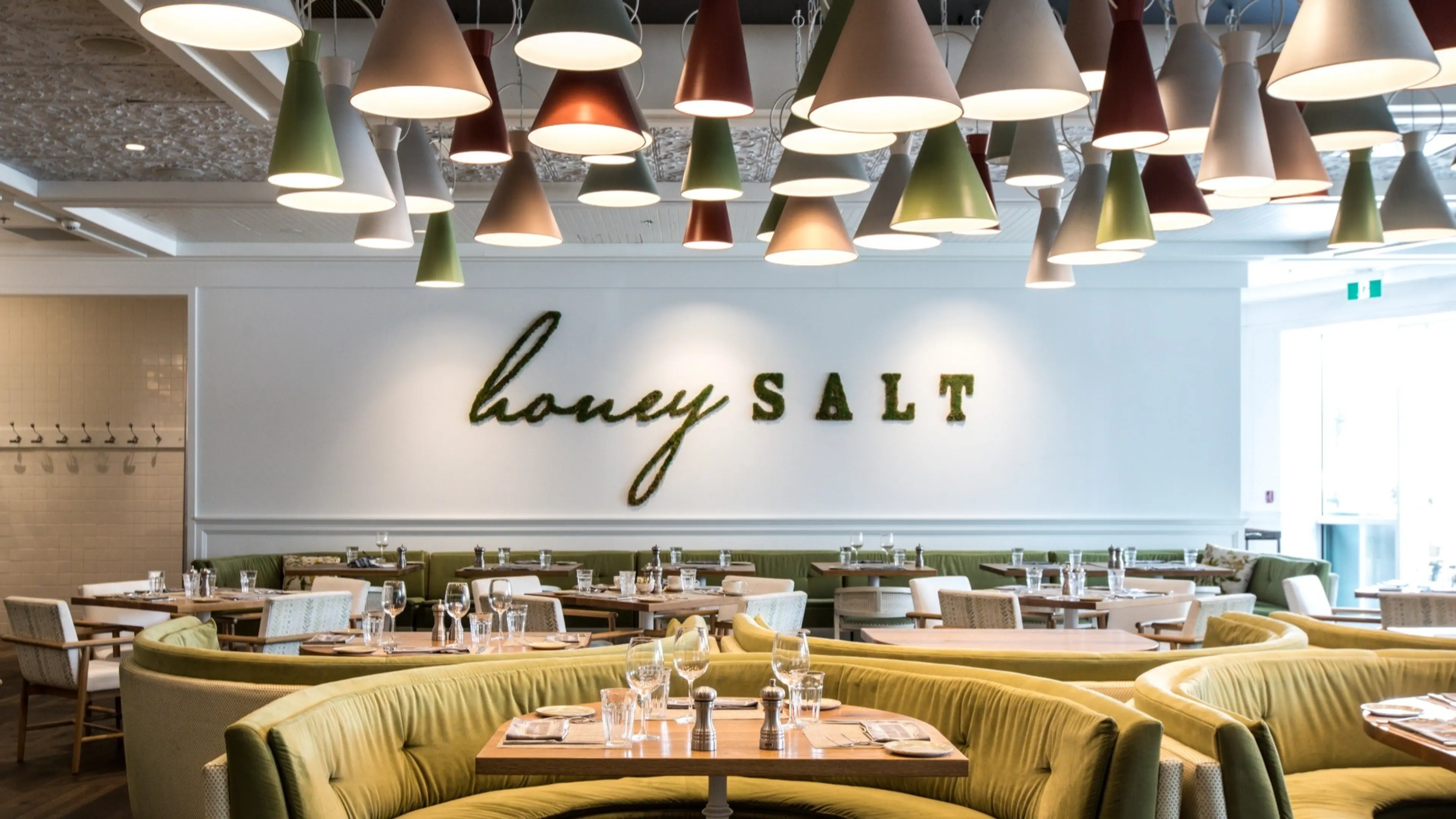 christmas-at-honey-salt1