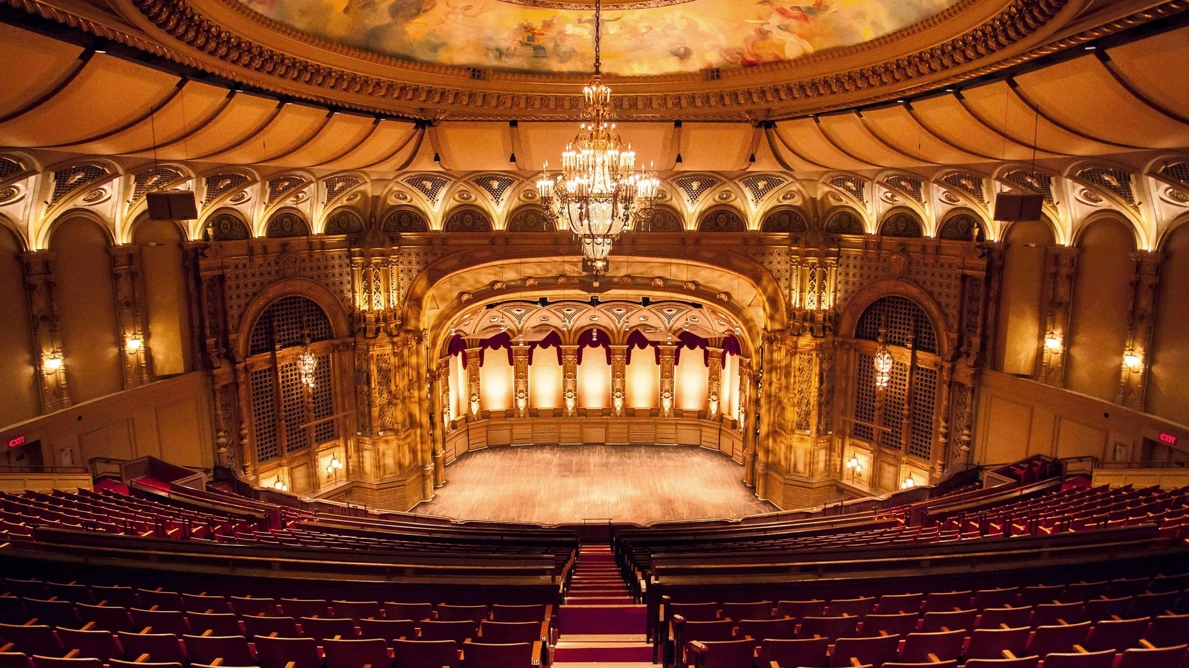 w-4426h-2489-bcf161-Stage-from_Balc