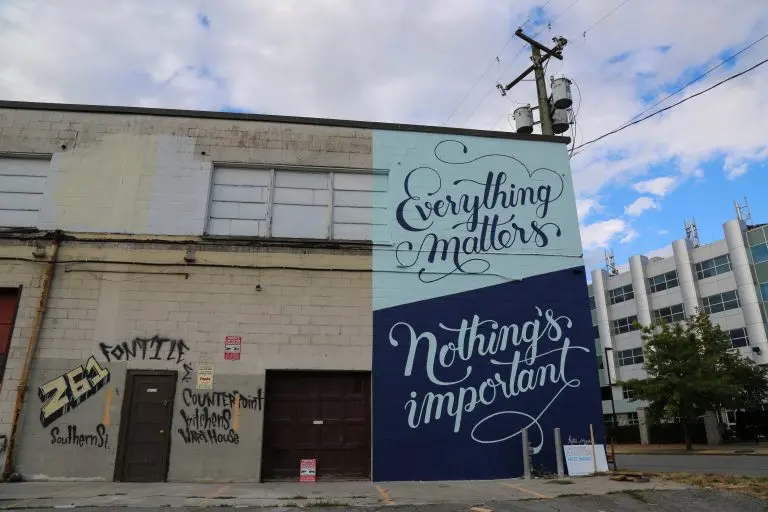 Mural by Katie Maasik, @katiemaasik