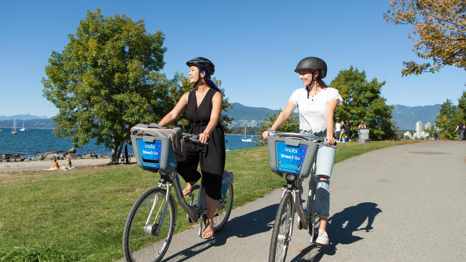 How to Explore Vancouver By Bike Share