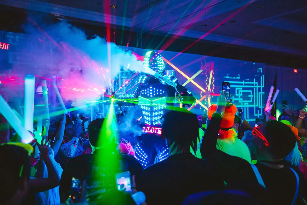 Neon Robot