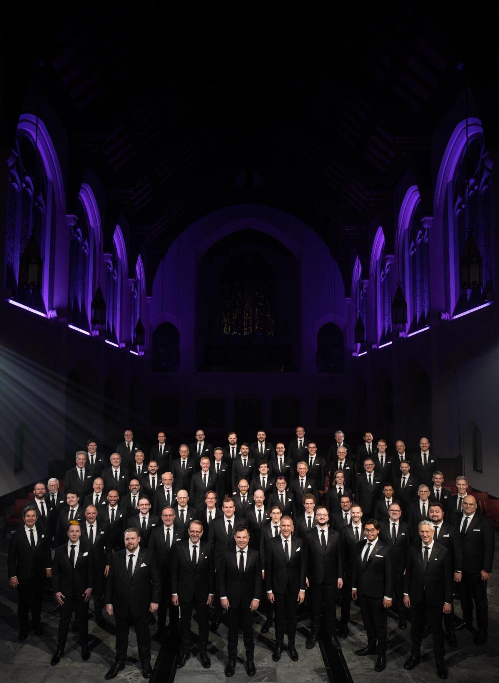 Chor-Leoni-2022---photo-by-David-Cooper_06328EF7-FBD7-4F96-B169219B5887A28F_46608a36-ccdc-4e40-a40ee1bde6c15e1b