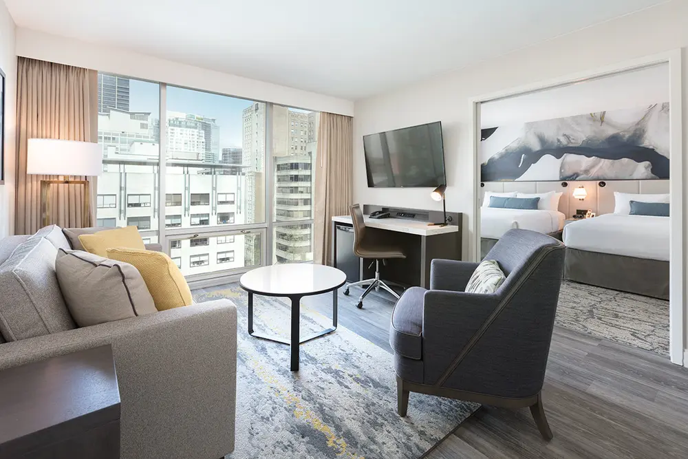 Standard Suite, Two Queens