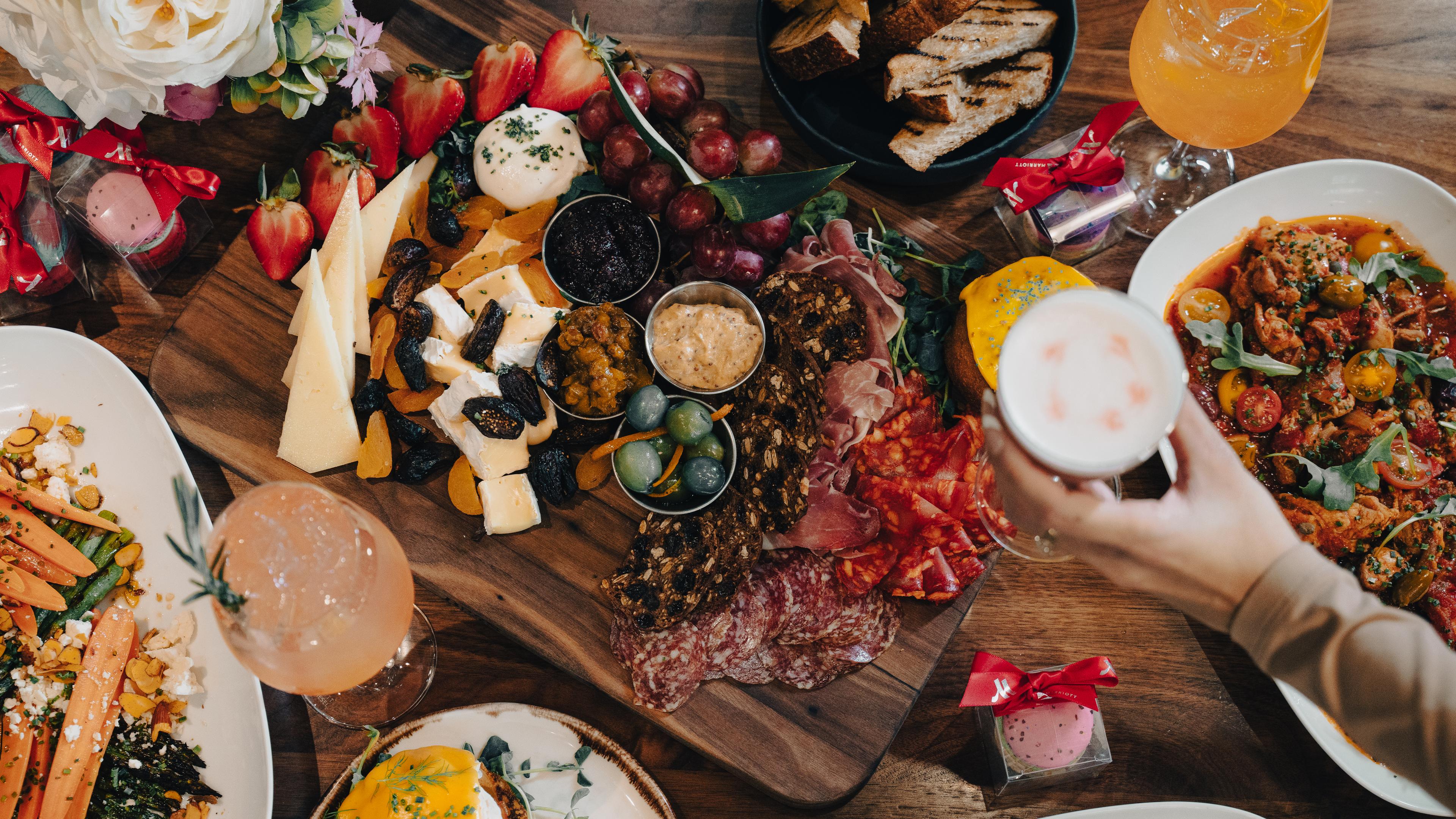 Mother's Day Buffet Brunch at Showcase Restaurant & Bar