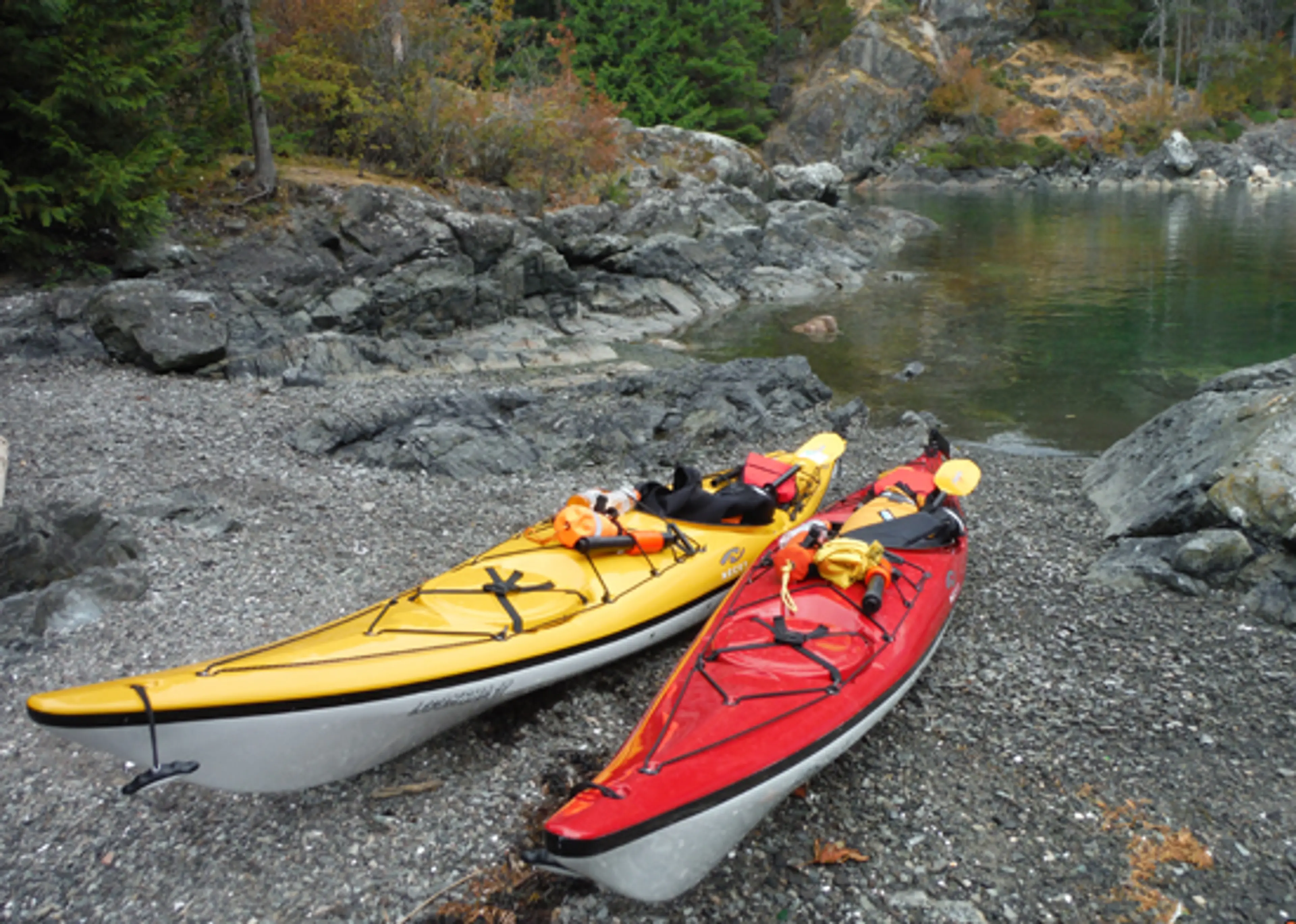 Kayak Deep Cove7 Photo Rob Weiss