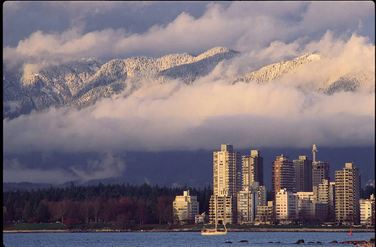 Best Places to Enjoy Snowy Mountain Views in Vancouver