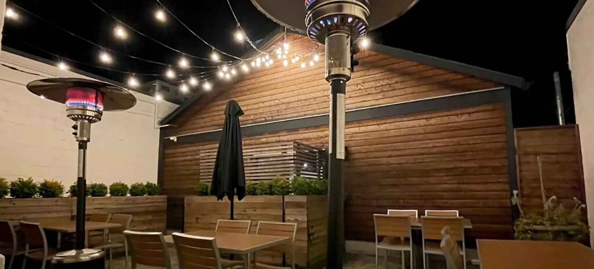 ZUBU Kerrisdale patio