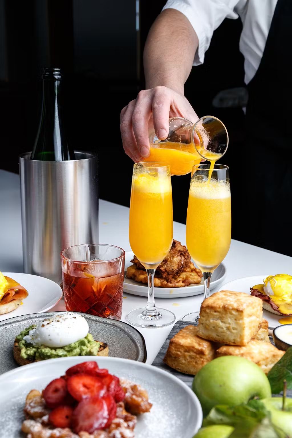 Bottomless Weekend Brunch