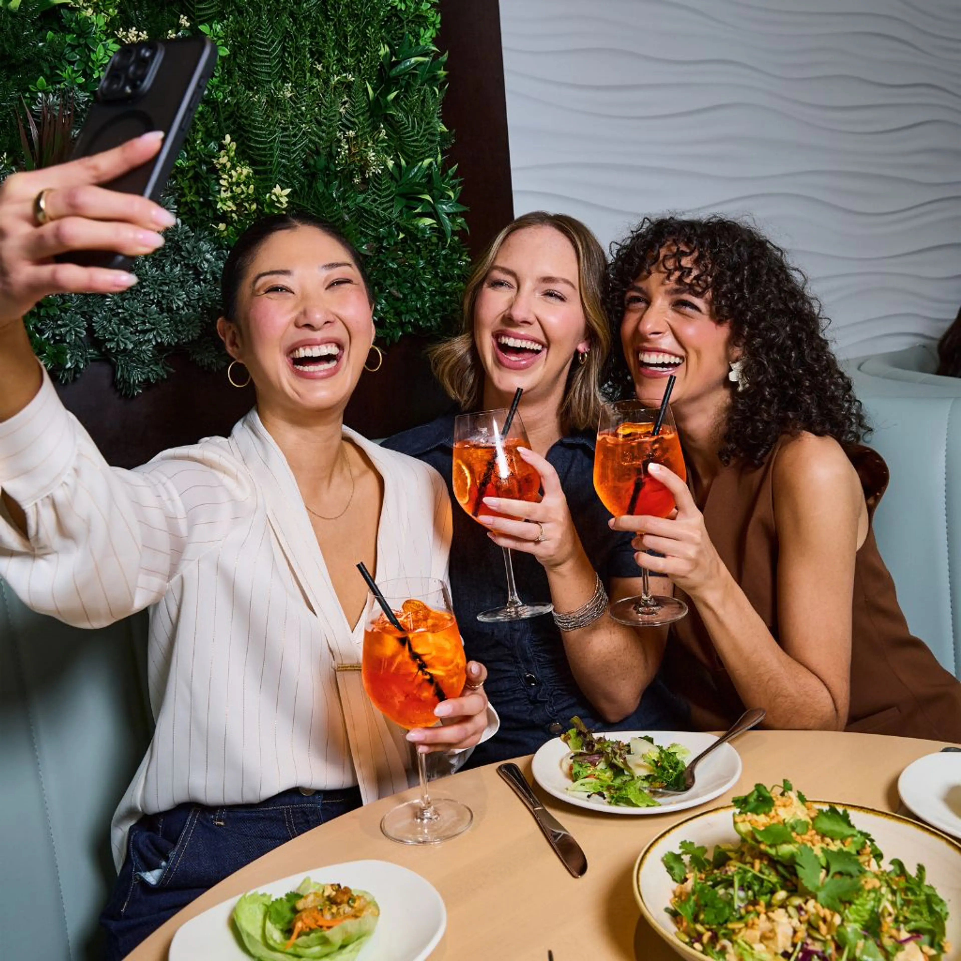 Yorkdale-Bachata_996AB474-B66E-415E-9213D61EB17FB34A_780b7f5c-ce46-4987-a8e95a358c84d8af