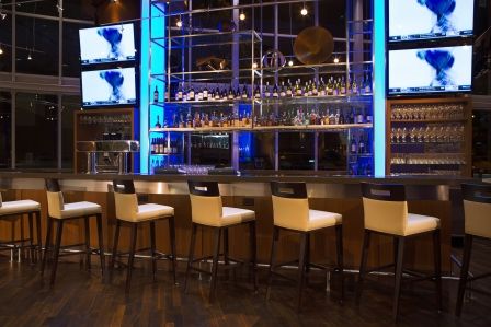 Showcase Restaurant and Bar