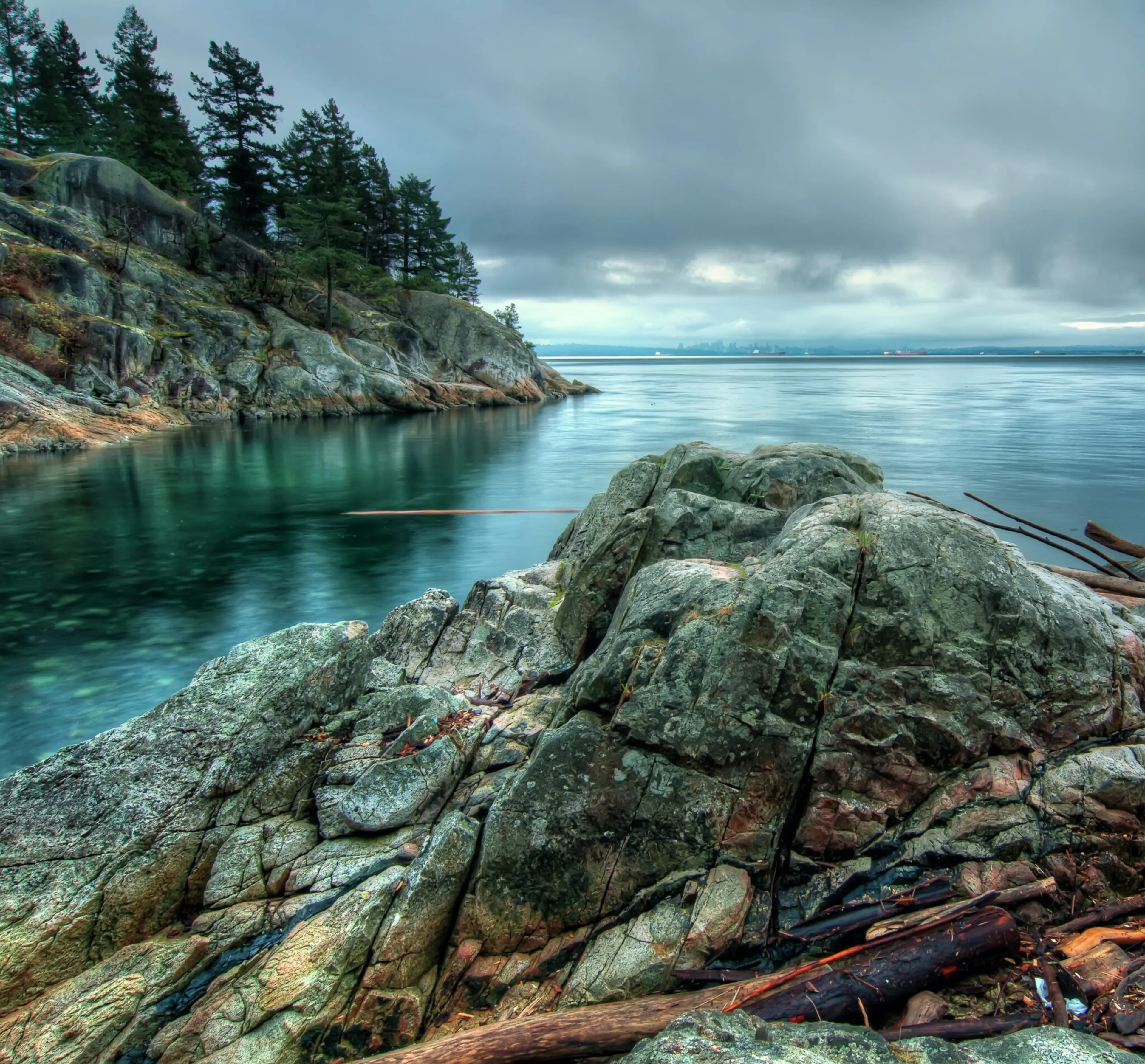 Rocky shoreline at Lighthouse Park