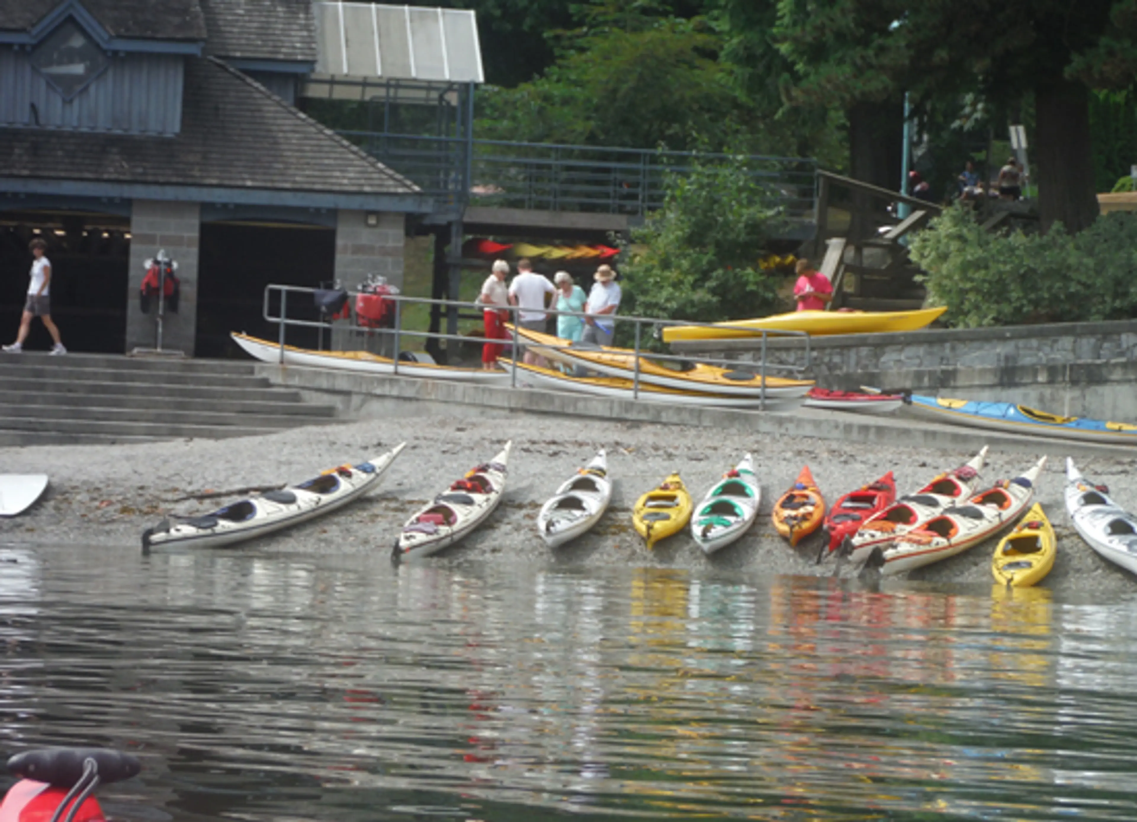 Kayak Deep Cove3 Photo Rob Weiss