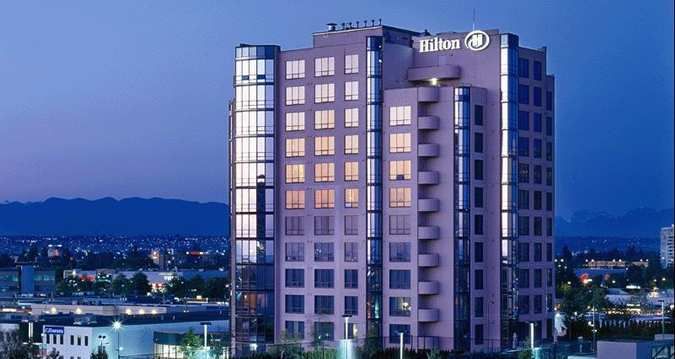 hilton_vancouver_airport0_b8ac5b38-5056-b3a8-49f215193cc88022