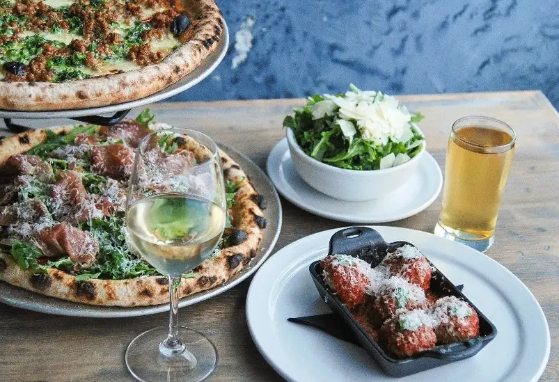 116042440_887173251789044_4663173247112133957_n0-8a42b6865056b3a_8a42b7eb-5056-b3a8-494f1112c9504c52