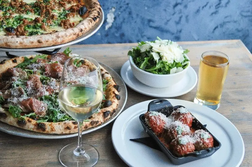 116042440_887173251789044_4663173247112133957_n0-8a42b6865056b3a_8a42b7eb-5056-b3a8-494f1112c9504c52