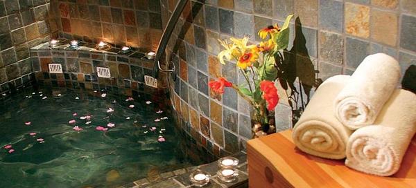 Harrison Hot Springs Resort & Spa