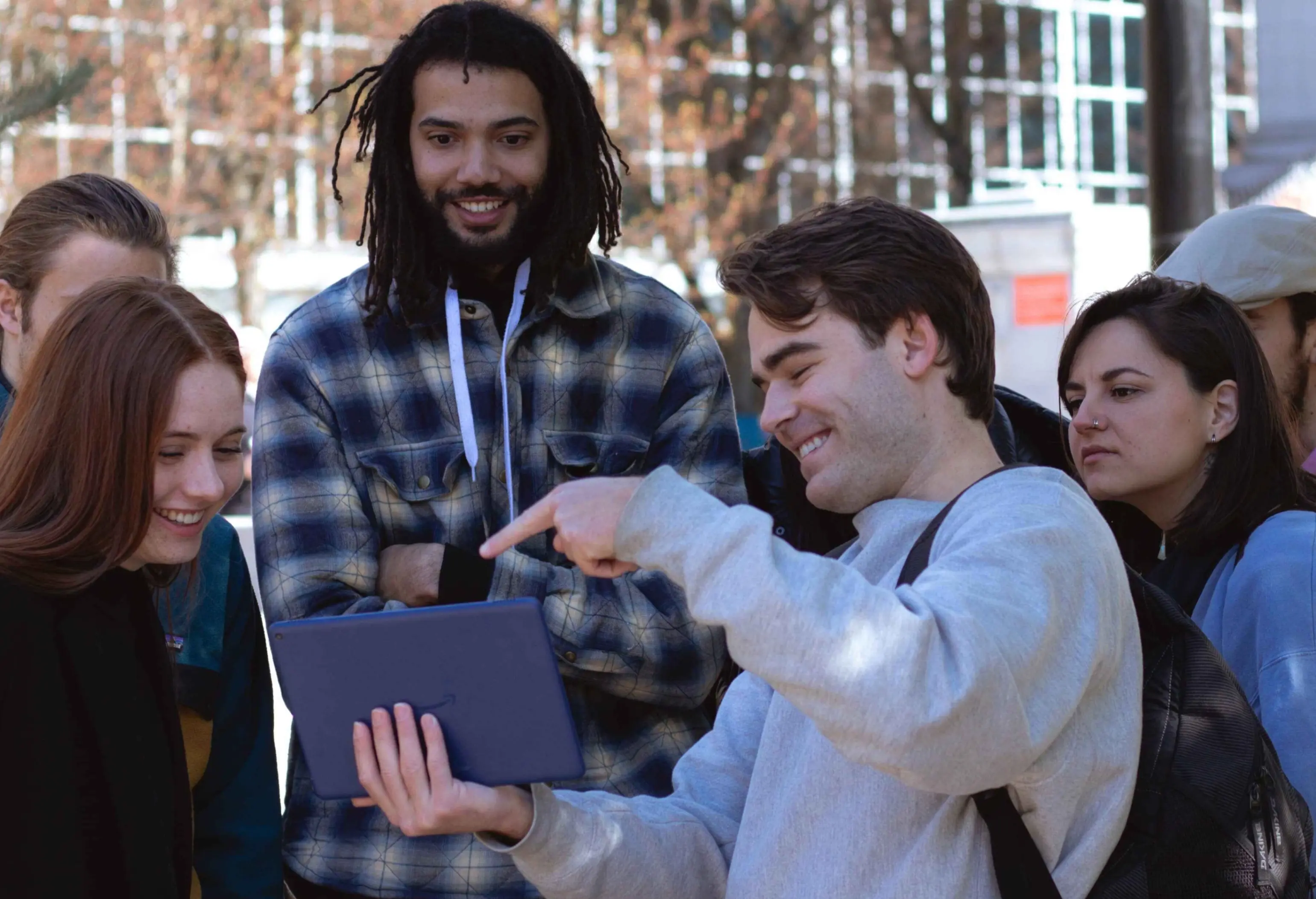 w-4369h-2457-18cbfa-FilmTour