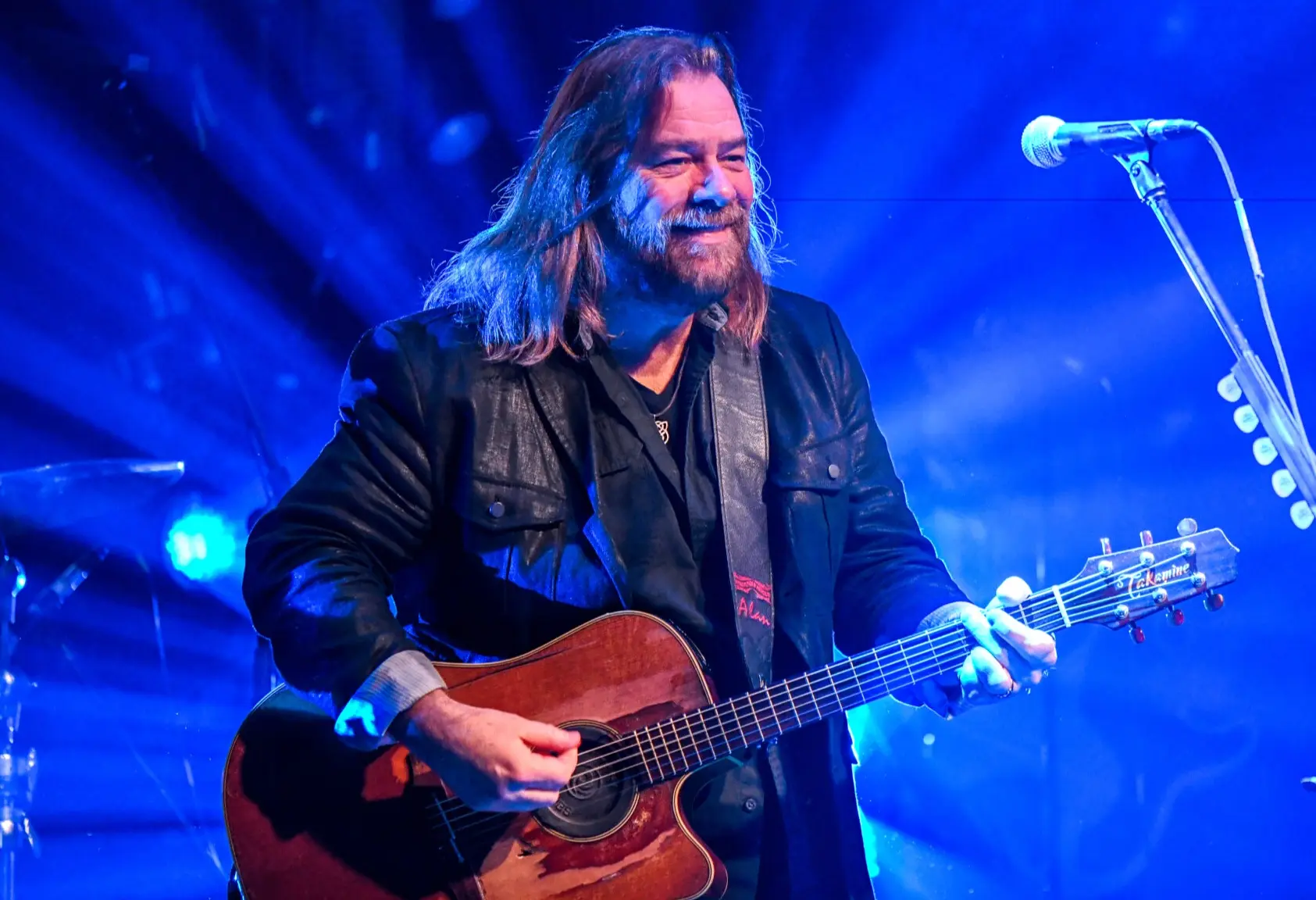 w-2048h-1152-06682b-AlanDoyle__