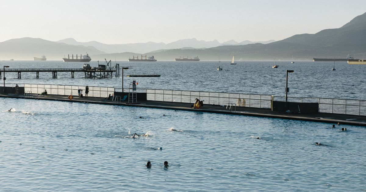 27 Outdoor Pools Around Vancouver to Visit This Summer | Destination ...