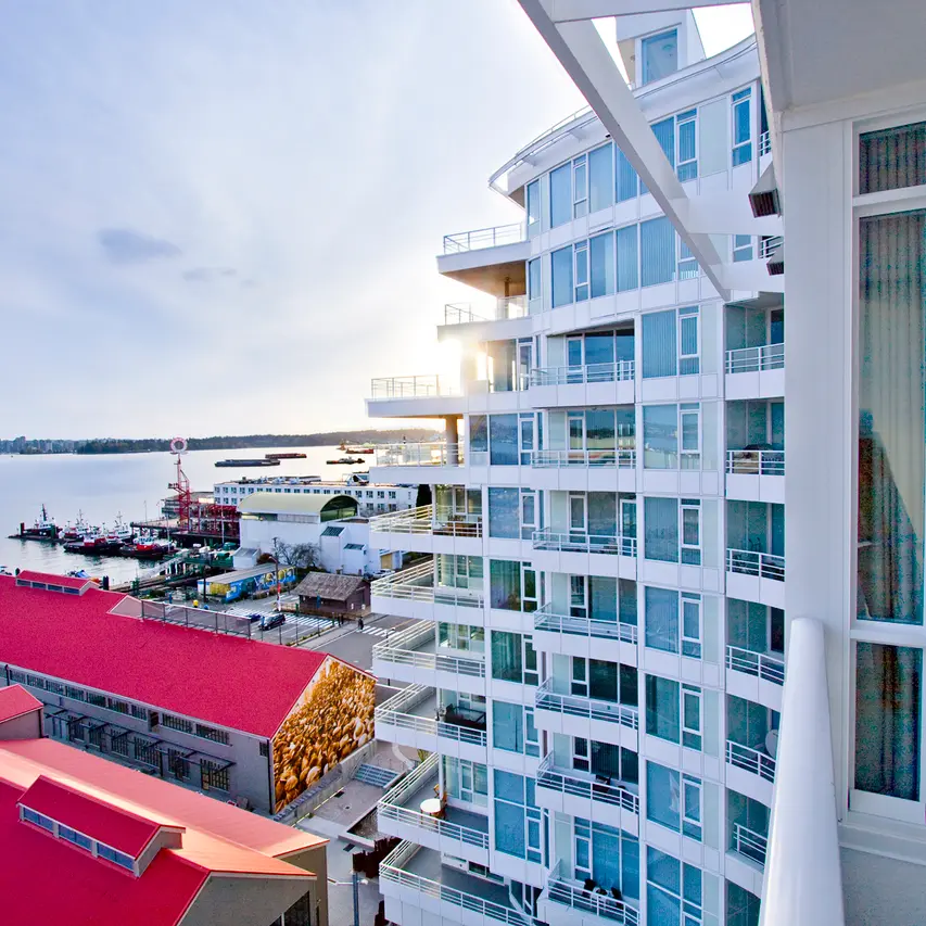 Pinnacle Hotel at the Pier