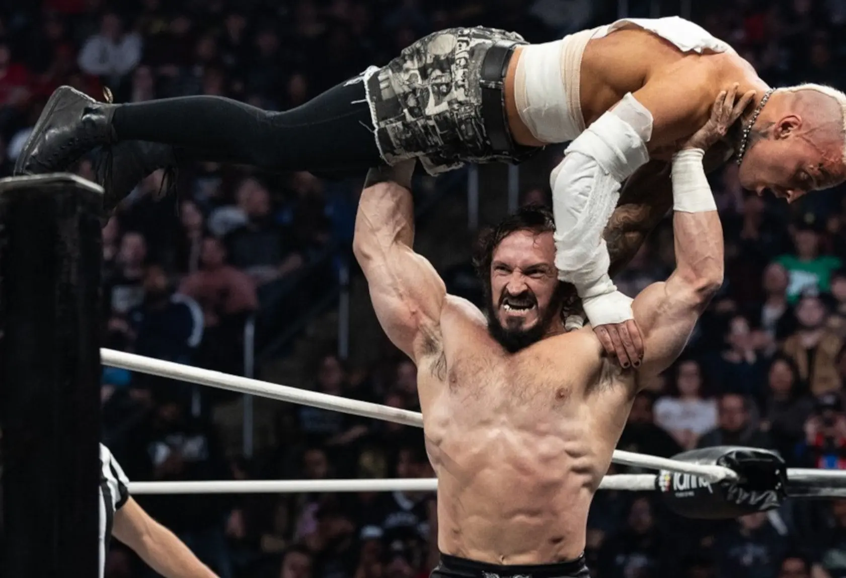 w-2044h-1150-29ab3c-AEW