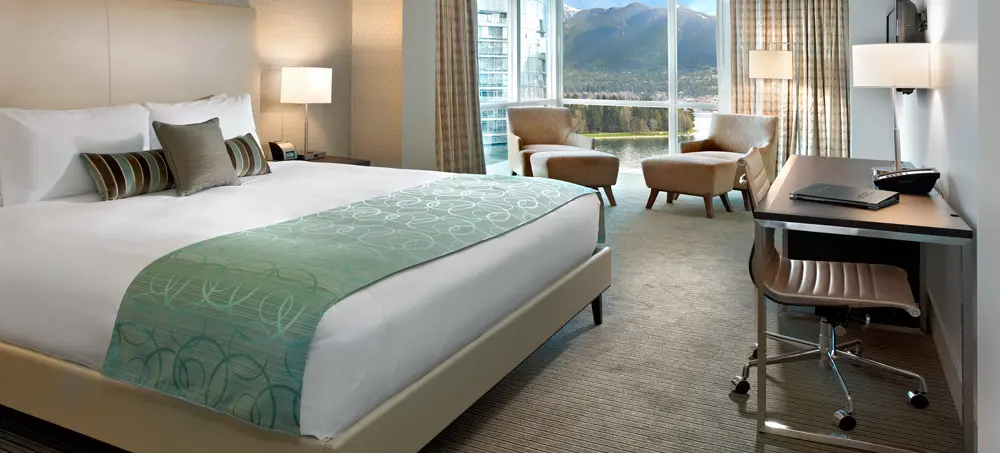 Coast Coal Harbour Hotel - Superior King