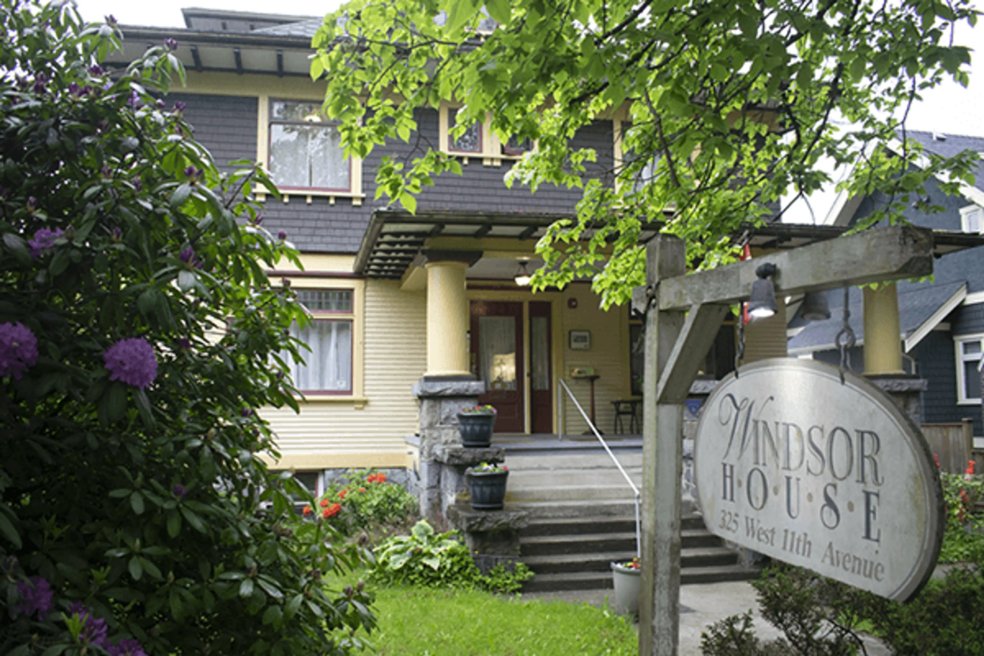beautiful-guest-house-Windsor03_7179351F-FDC8-68AB-D102C4927B3B8765-71793415dd684fa_71793e79-b3fe-53d3-377ff37946e4e4c1