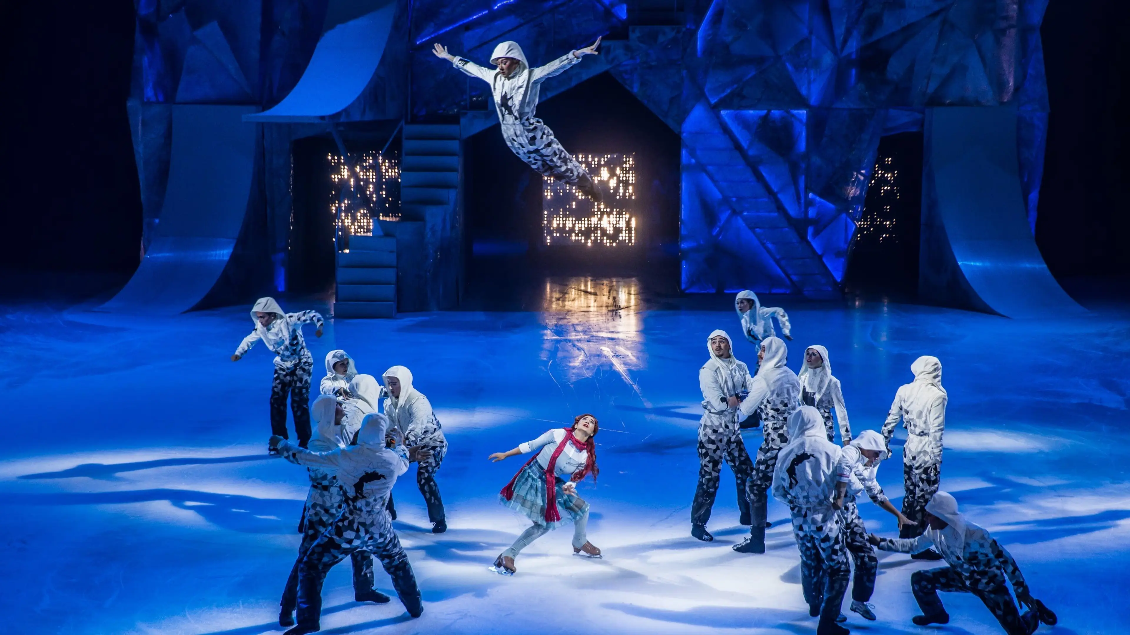 cirquedusoleil_crystal_tempete