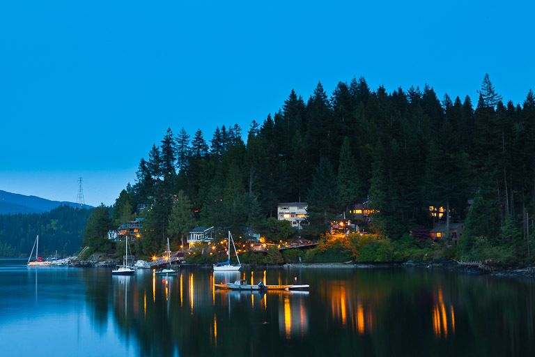 Arms Reach Bistro Deep Cove BC