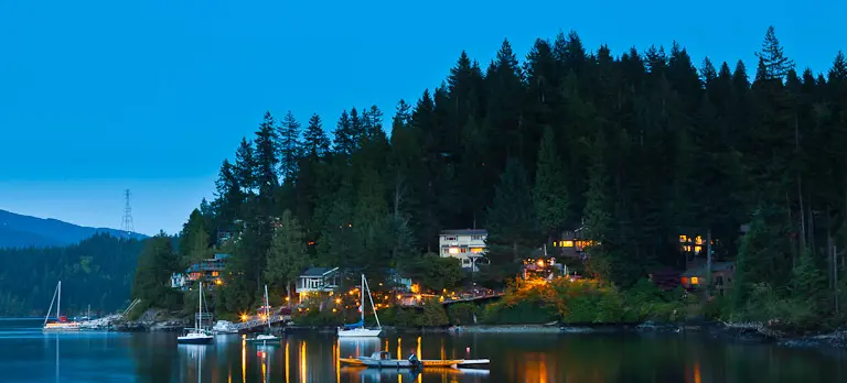 Arms Reach Bistro Deep Cove BC