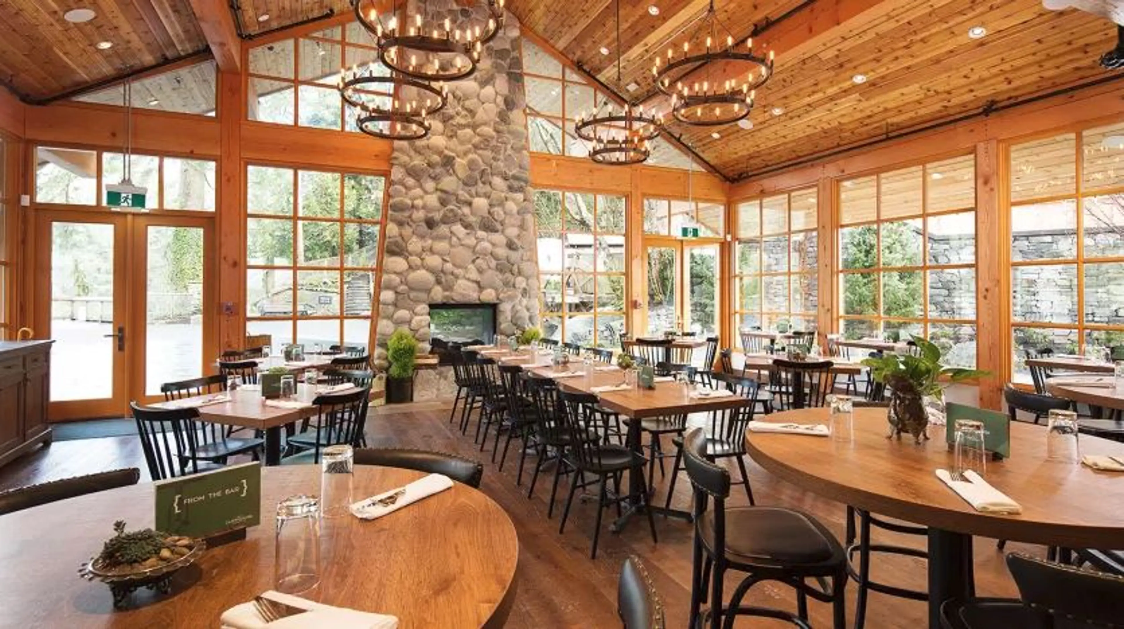 New Restaurants in Vancouver to Check Out This Summer