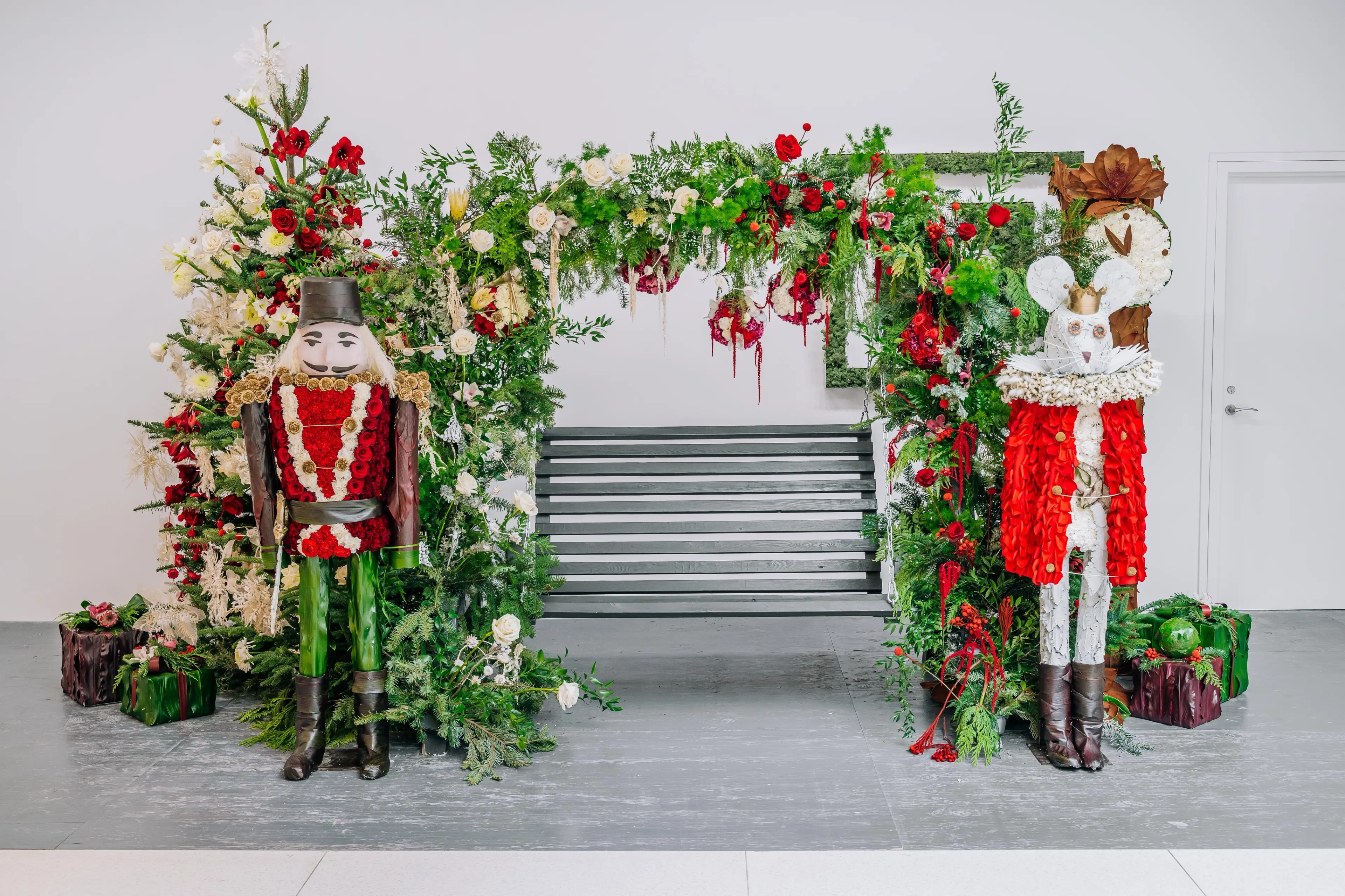 Nutcracker display as part of Fleurs de Villes NOËL