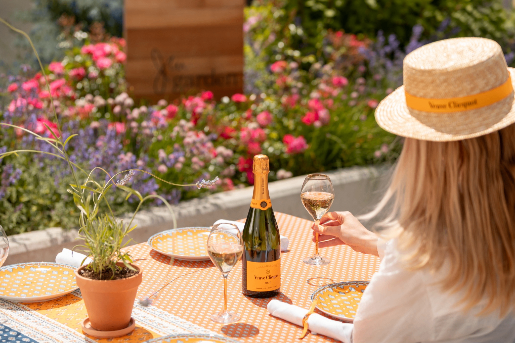 Le Picnic by Veuve Clicquot in the JW Garden | Destination Vancouver