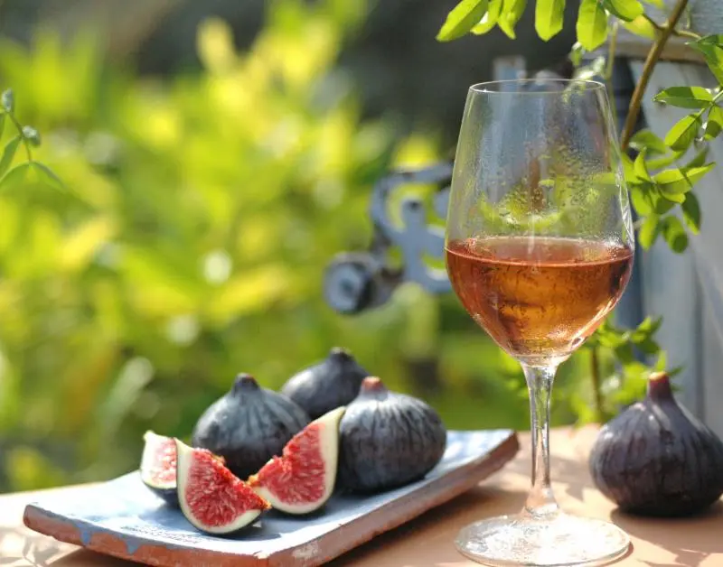 Celebrate Provence Rosé Month With Free Tastings in Vancouver