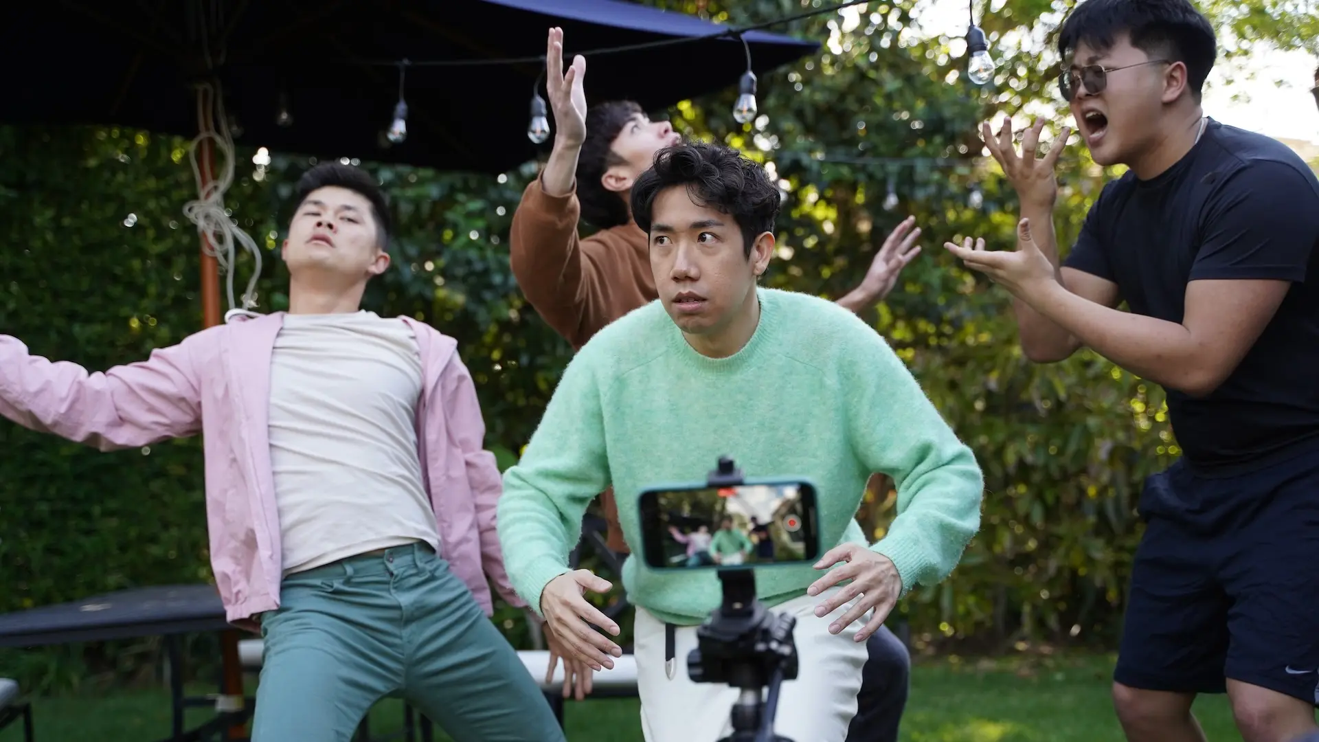 Extremely Unique Dynamic