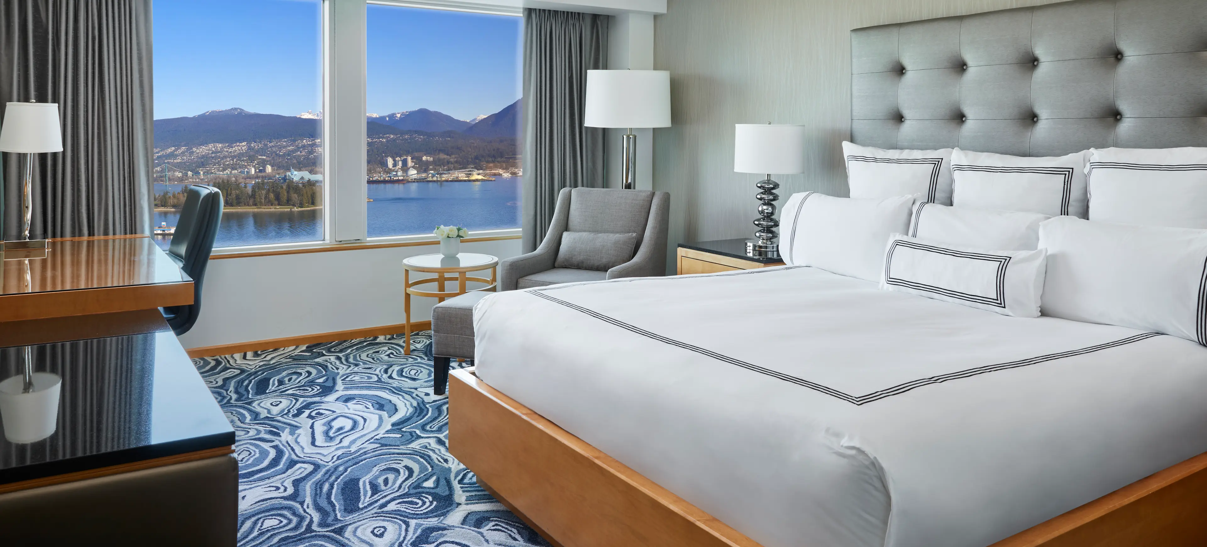 Deluxe Harbourview King Guest Room