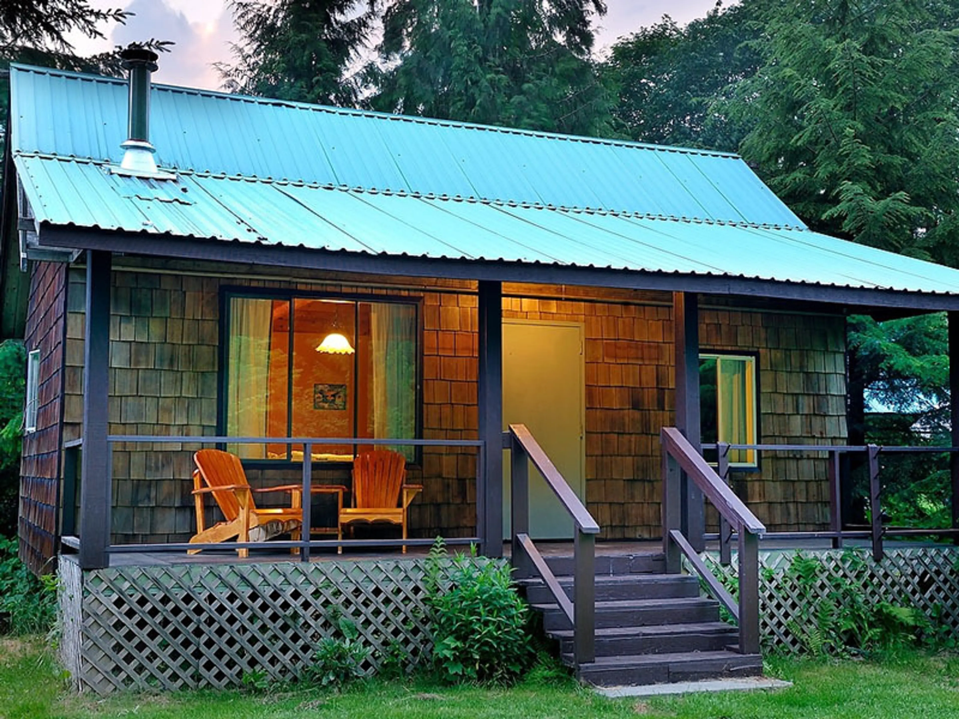 Pitt River Lodge