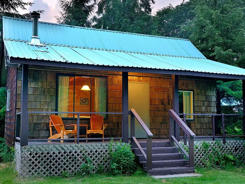 Pitt River Lodge