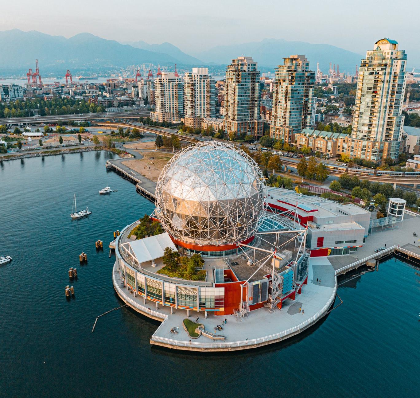 Science-World-03-large_7A18828C-0A13-47CD-92DB4404AE5A222C_fb32edf9-a996-4f5f-a2aaa1980fe8d6b7